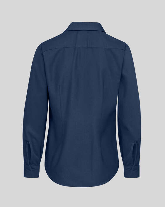 B020 - Concealed button shirt